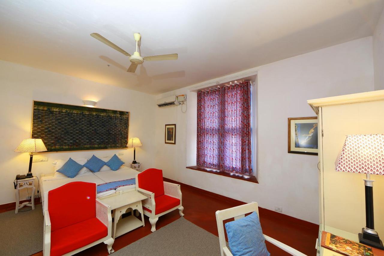 Hotel Neemrana'S- Tower House à Kochi Extérieur photo