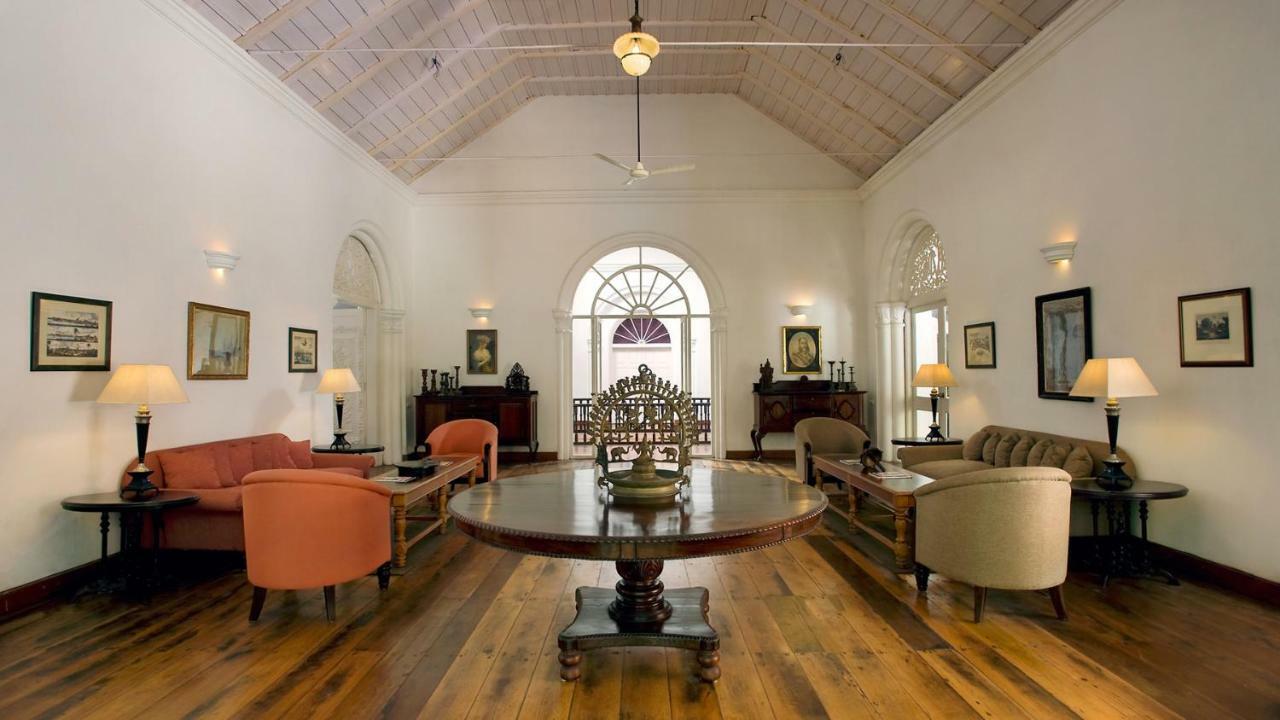 Hotel Neemrana'S- Tower House à Kochi Extérieur photo