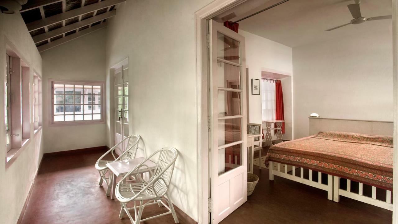 Hotel Neemrana'S- Tower House à Kochi Extérieur photo