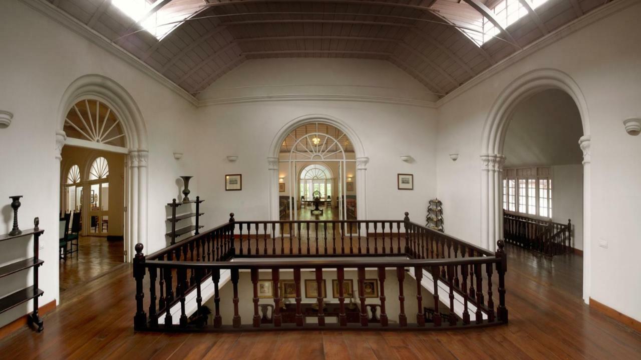 Hotel Neemrana'S- Tower House à Kochi Extérieur photo