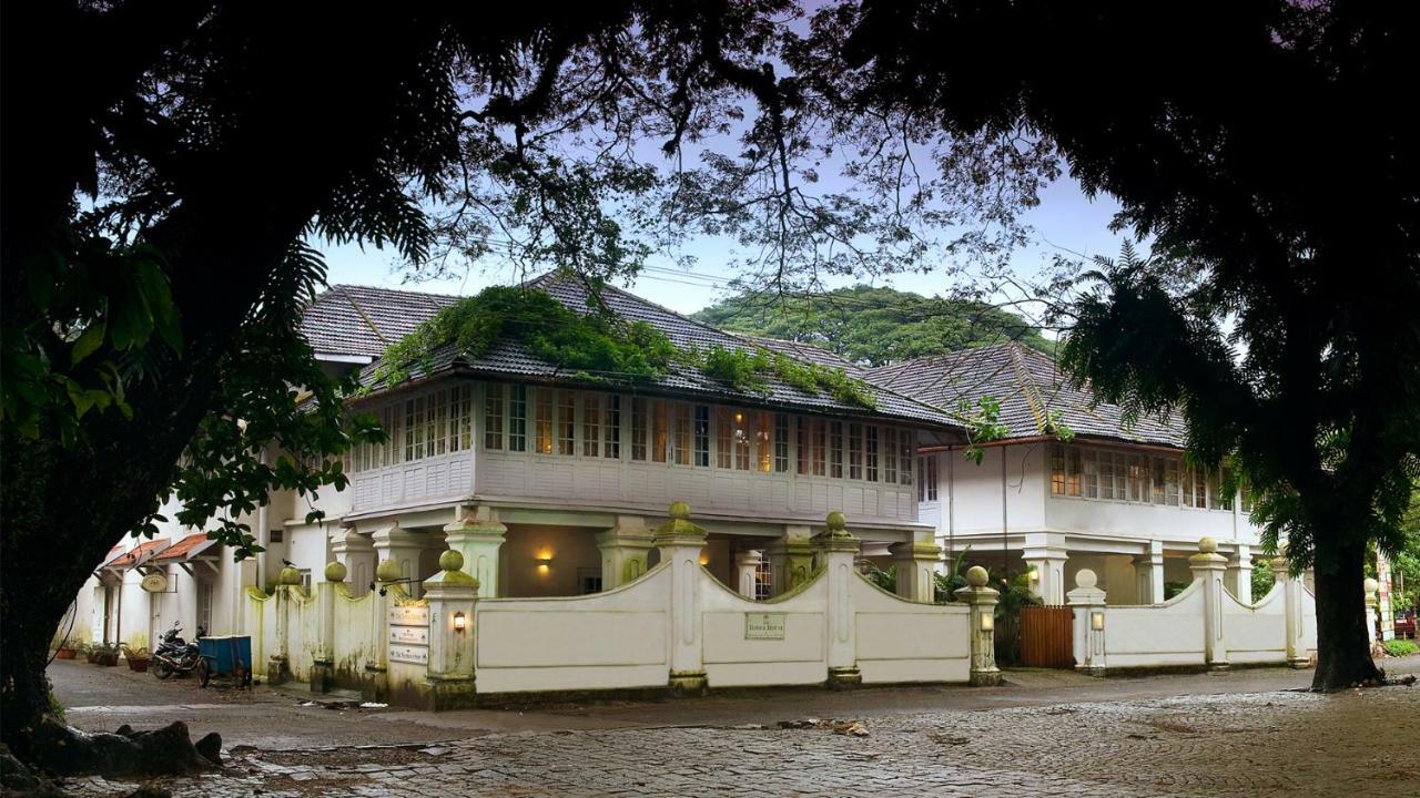 Hotel Neemrana'S- Tower House à Kochi Extérieur photo